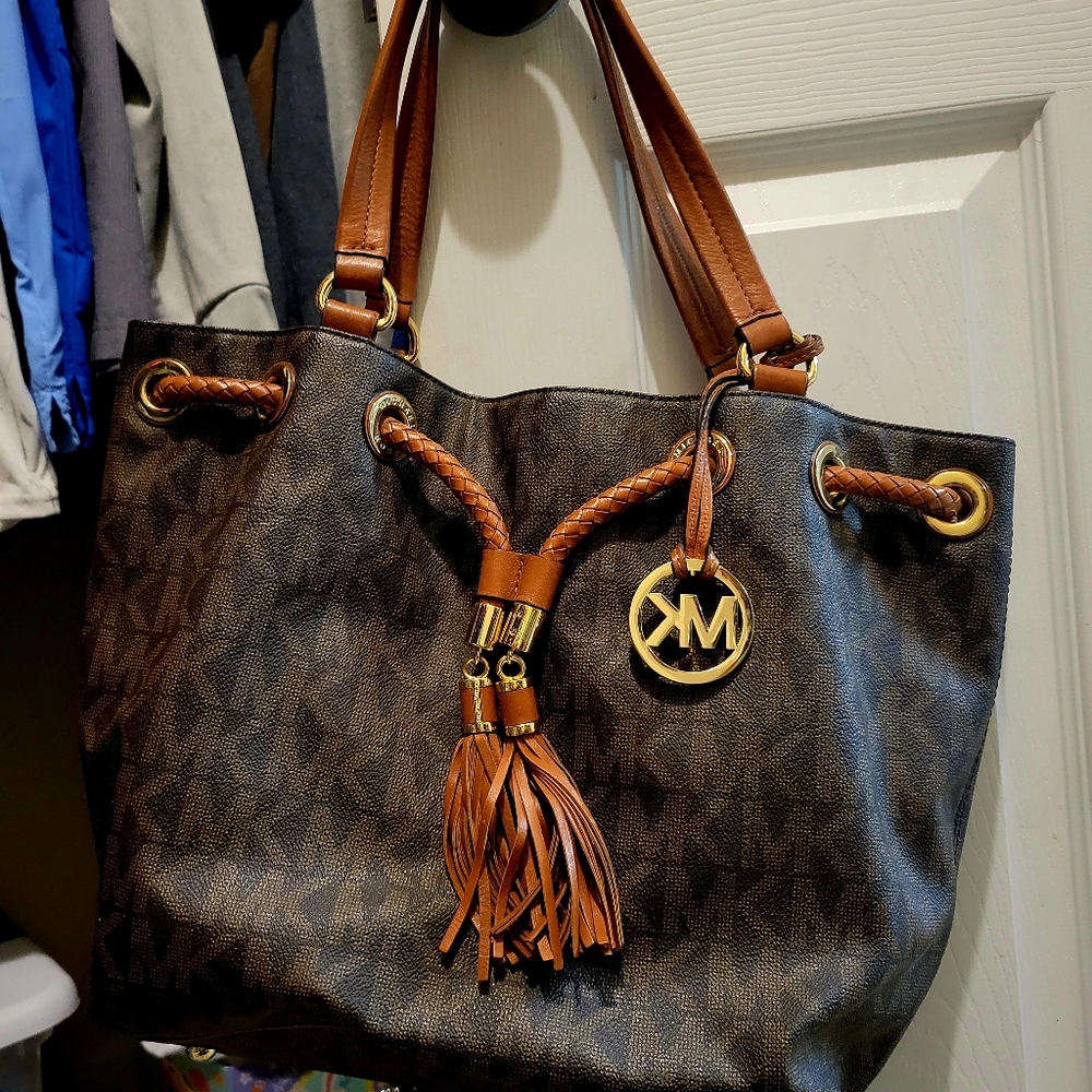 Michael Kors purse